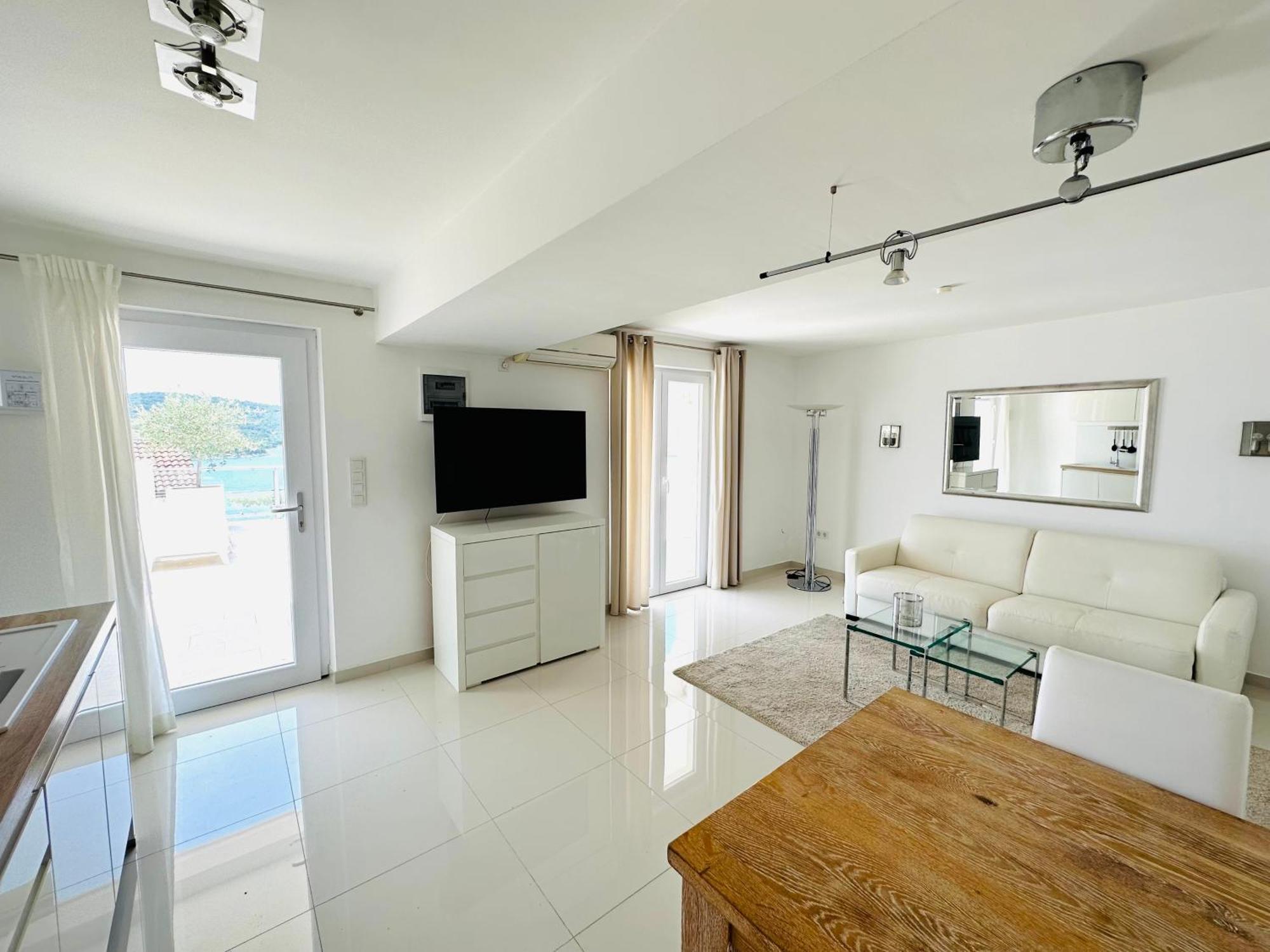Villa Perla Тисно Екстер'єр фото